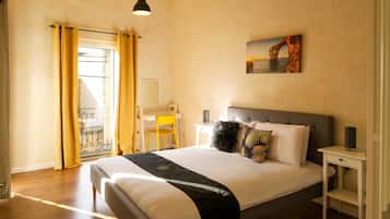Familienvilla, 4 Schlafzimmer, Kamin (Solaris Gozitan Villa With Pool) | 4 Schlafzimmer, kostenloses WLAN, Bettwäsche