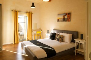 4 bedrooms, free WiFi, bed sheets - Solaris Gozitan Villa with Pool (Ghasri)