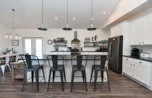 Private kitchen - Ony's Outpost - Bay View, Community Pool, Beach Access, Pet Friendly! (St. George Island)