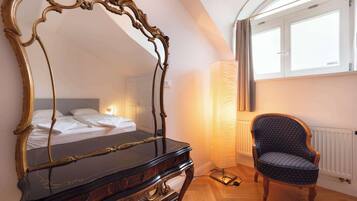 2 Schlafzimmer, BĂŒgeleisen/BĂŒgelbrett, Reisekinderbett, WLAN