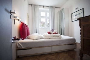 1 bedroom, iron/ironing board, travel crib, WiFi