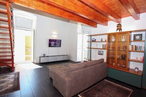 Fernseher, Arbeitsbereiche