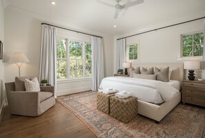 4 chambres, bureau, lit parapluie, Wi-Fi gratuit