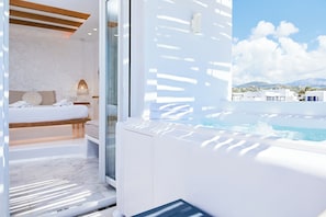 Superior Triple Room, Sea View | Terrace/patio - Dream on Plaka (Naxos)