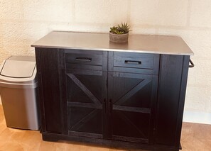 Interior - Cozy studio in lovely Saint Thomas with fitness room, AC, WiFi, swimming pool (Saint Thomas)