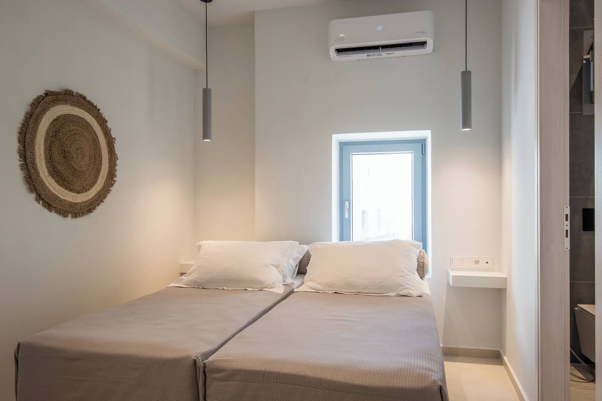 Phòng đôi hoặc 2 giường đơn Tiêu chuẩn, không hút thuốc | Bộ đồ giường cao cấp, chăn bông, nệm có lớp đệm bông 