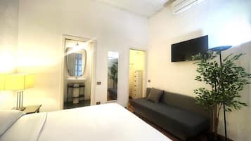 Classic Room, City View | Free WiFi