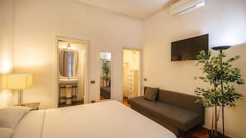 Classic Room, City View | Free WiFi