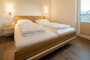 2 habitaciones y muebles diferentes 