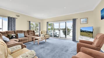 Fernseher, DVD-Player