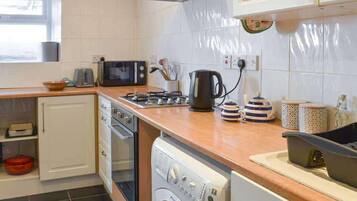 Nhà | Bếp riêng | Tủ lạnh, lò vi sóng, lò nướng, bếp nấu