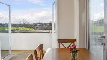 House | Dining
