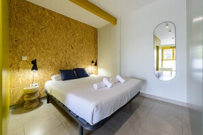 1 bedroom, iron/ironing board, Internet, bed sheets