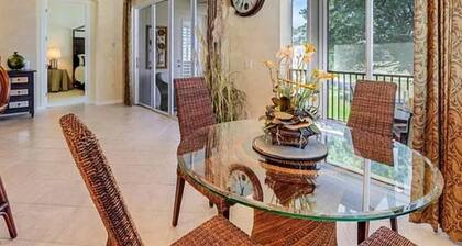 3-bedroom condo in fabulous Bonita Springs with WiFi, AC, fitness room