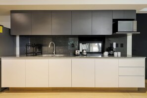 Apartment, Balcony, City View | Private kitchen | Coffee/tea maker, toaster - Saltillo 85 (Mexico City)