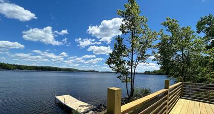 Private 3BR Lakefront Cottage on Green Lake @ Jenkins Beach #3