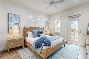 4 makuuhuonetta, silitysrauta/-lauta, internet, vuodevaatteet