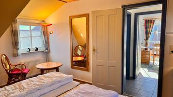 Apartment | 3 bedrooms, individually furnished