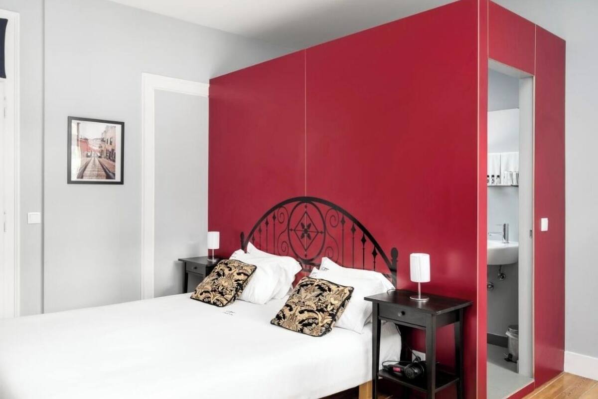 Habitación básica con 1 cama doble o 2 individuales, 1 habitación | Wifi gratis y ropa de cama