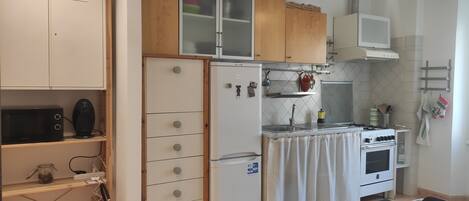 厨具/餐具、纸巾