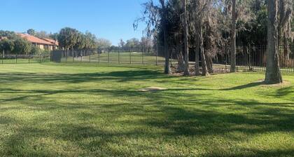 2/2 condo in Kissimmee, next to 3rd tee of golf course, pool, pet friendly.