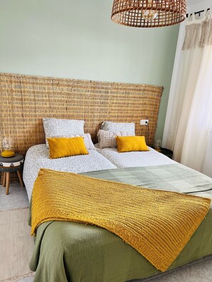 2 soverom, strykejern/-brett, wi-fi (inkludert) og sengetøy