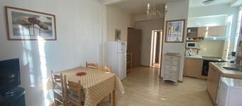 MONNET F2 ground floor apartment 200 metres from the thermal baths