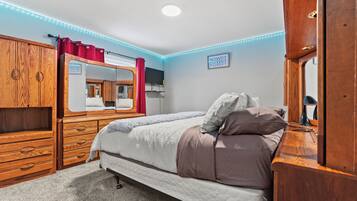 3 Schlafzimmer, Bügeleisen/Bügelbrett, WLAN, Bettwäsche