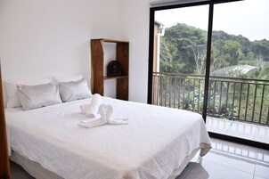 Apartamento Confort, balcón, vistas a la montaña | 2 dormitorios, espacio para trabajar con un portátil, wifi gratis