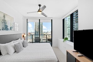 2 chambres, fer et planche à repasser, Wi-Fi, draps fournis