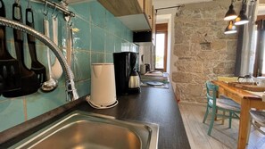 Fridge, microwave, oven, dishwasher - Apartment Gorisek with Sea View (Silo)