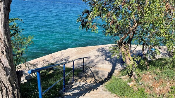 Property grounds - Apartment Gorisek with Sea View (Silo)