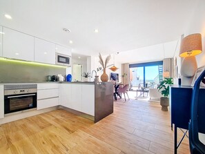 Fridge, microwave, oven, dishwasher