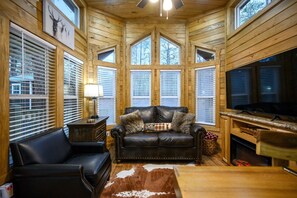 スマートテレビ、暖炉