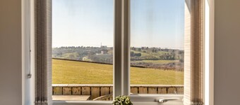 1 Bed in Southcott (oc-t30813)