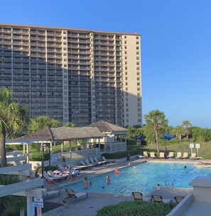 Alberca al aire libre 