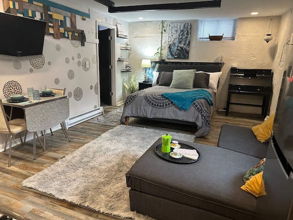 1 habitación, escritorio y wifi 