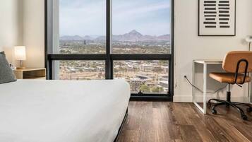 1 bedroom, desk, iron/ironing board, WiFi