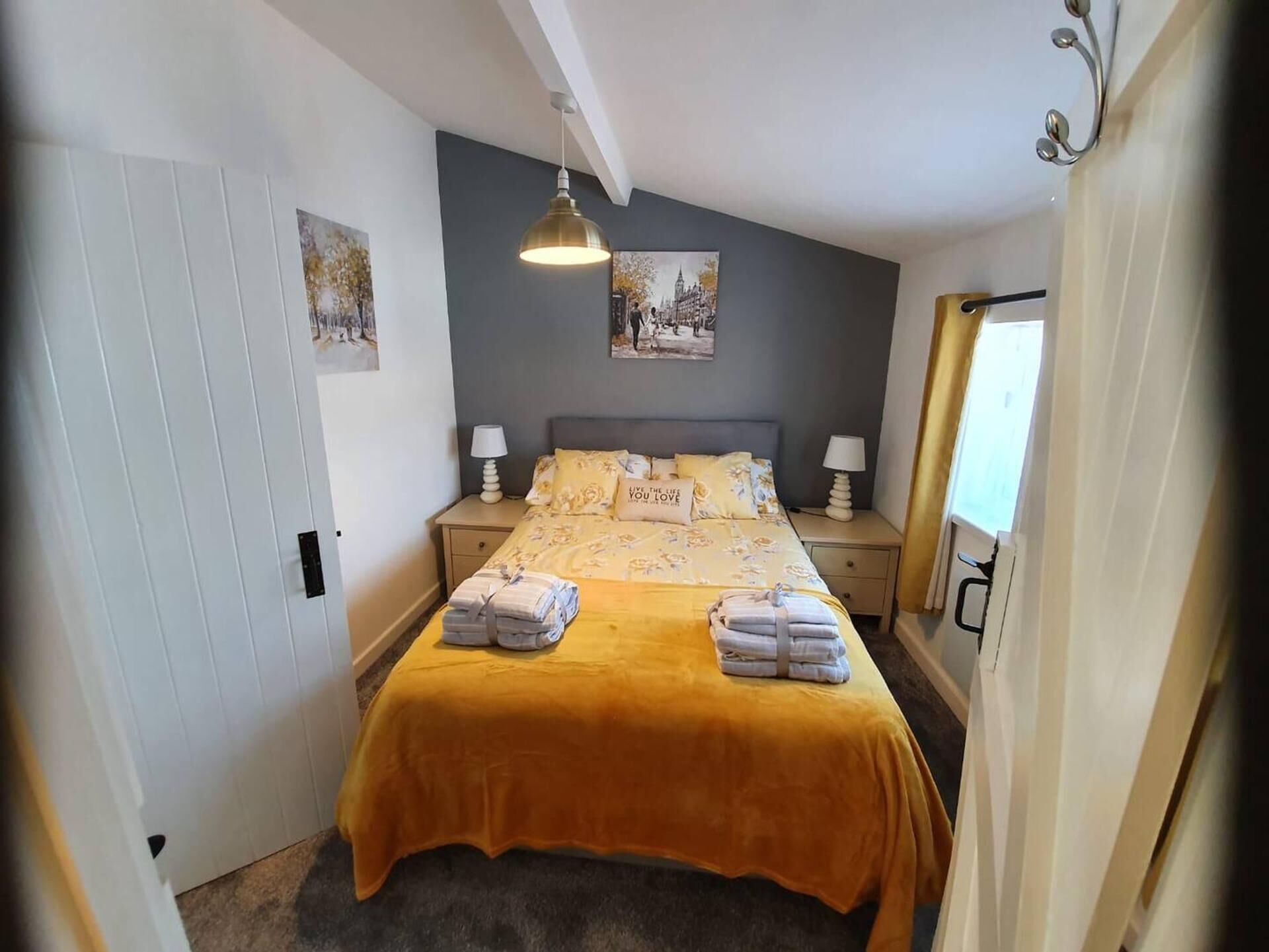 1 bedroom, iron/ironing board, free WiFi, bed sheets