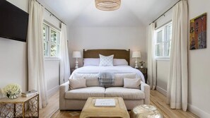 4 habitaciones, tabla de planchar con plancha, internet y ropa de cama 