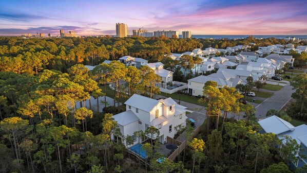 المنشأة من الخارج