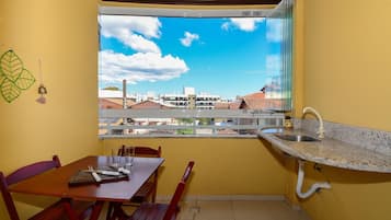 Apartment | Dining