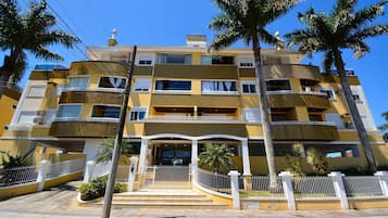 Apartment | Exterior