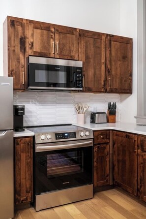 Microwave, oven, stovetop, dishwasher