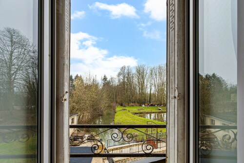 La Clouterie - Face au ruisseau, piscine privée