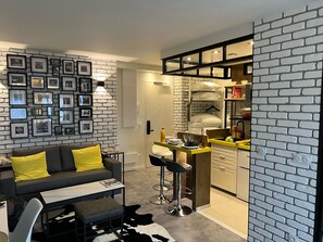 Interior - Flandre (París)