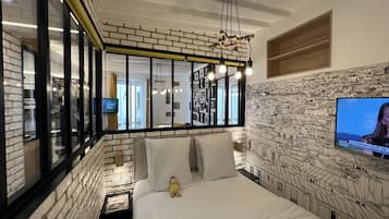 Desk, iron/ironing board, free WiFi, bed sheets