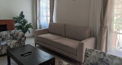 Charming, private and secure 2-bedroom guest bungalow in Ngong with WiFi