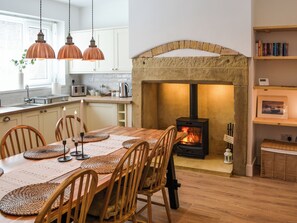 تناول الطعام