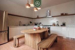 家庭公寓, 城市景观 | 私人厨房 | 冰箱、微波炉、电热水壶、厨具/餐具